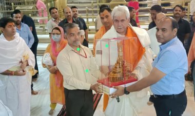 मंदिर प्रशासक को ...