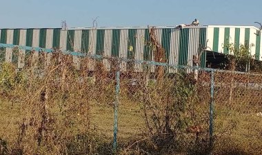 SMART अधिकारियों का, STUPID कारनामा ...!  