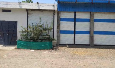 कोल्ड स्टोरेज पर छापा: हजारों क्विंटल मावा मिला ...!