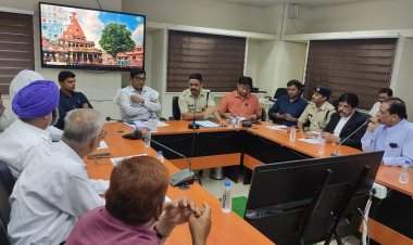 कलेक्टर के तेवर देख,कांग्रेसी नेता चुप हो गए..!