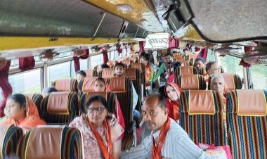 2 बस मंगवाई ... 1 वापस लौटाई ... !