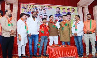 नवमतदाता सम्मेलन ने बढाई दक्षिण की 'चिंता'...!   